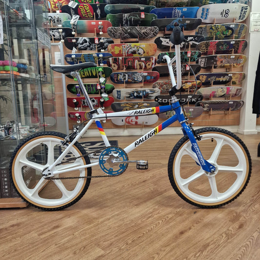Raleigh Old School BMX Bikes Raleigh Mk 2 Burner Team Special Bike with Skyway Tuff Wheels