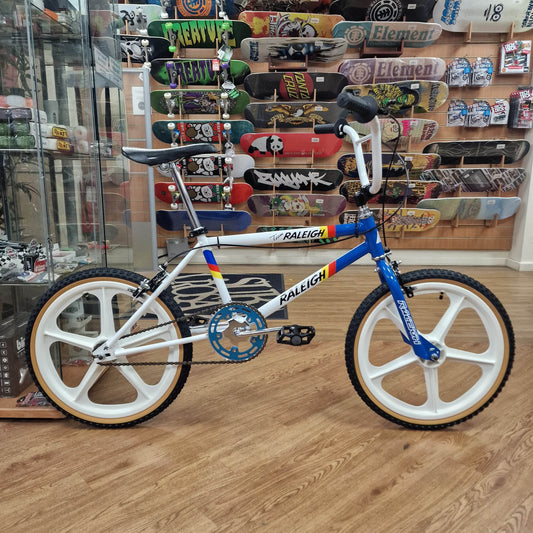 Raleigh Old School BMX Bikes Raleigh Mk 2 Burner Team Special Bike with Skyway Tuff Wheels