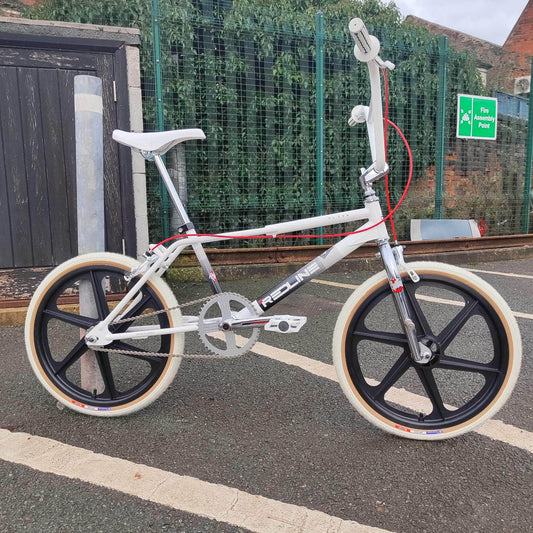 Redline Old School BMX Redline 1988 RL-20b Custom Bike White