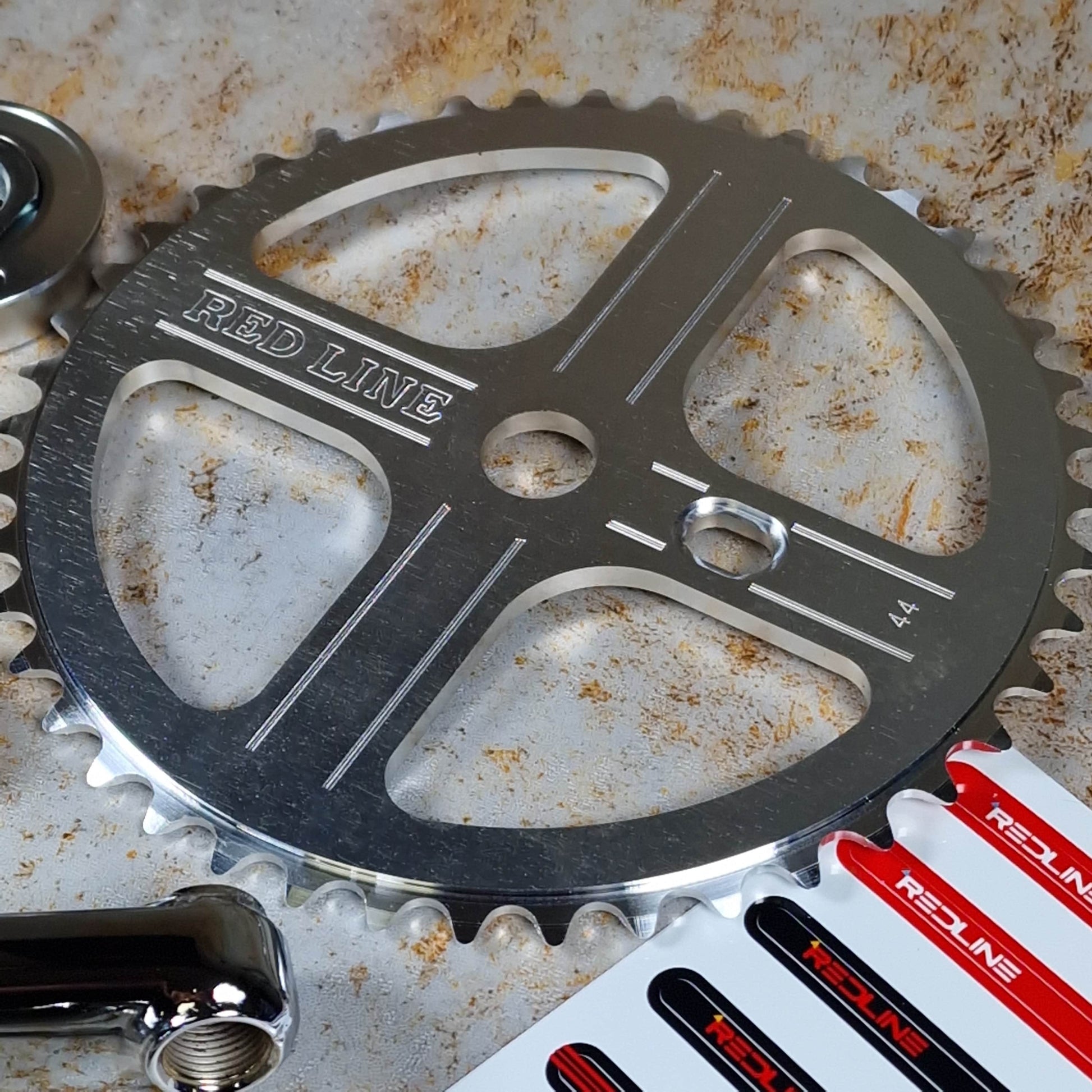 Redline Vintage Old School BMX 180mm Redline 401 Pinchless Flight Cranks with Techmatik BB