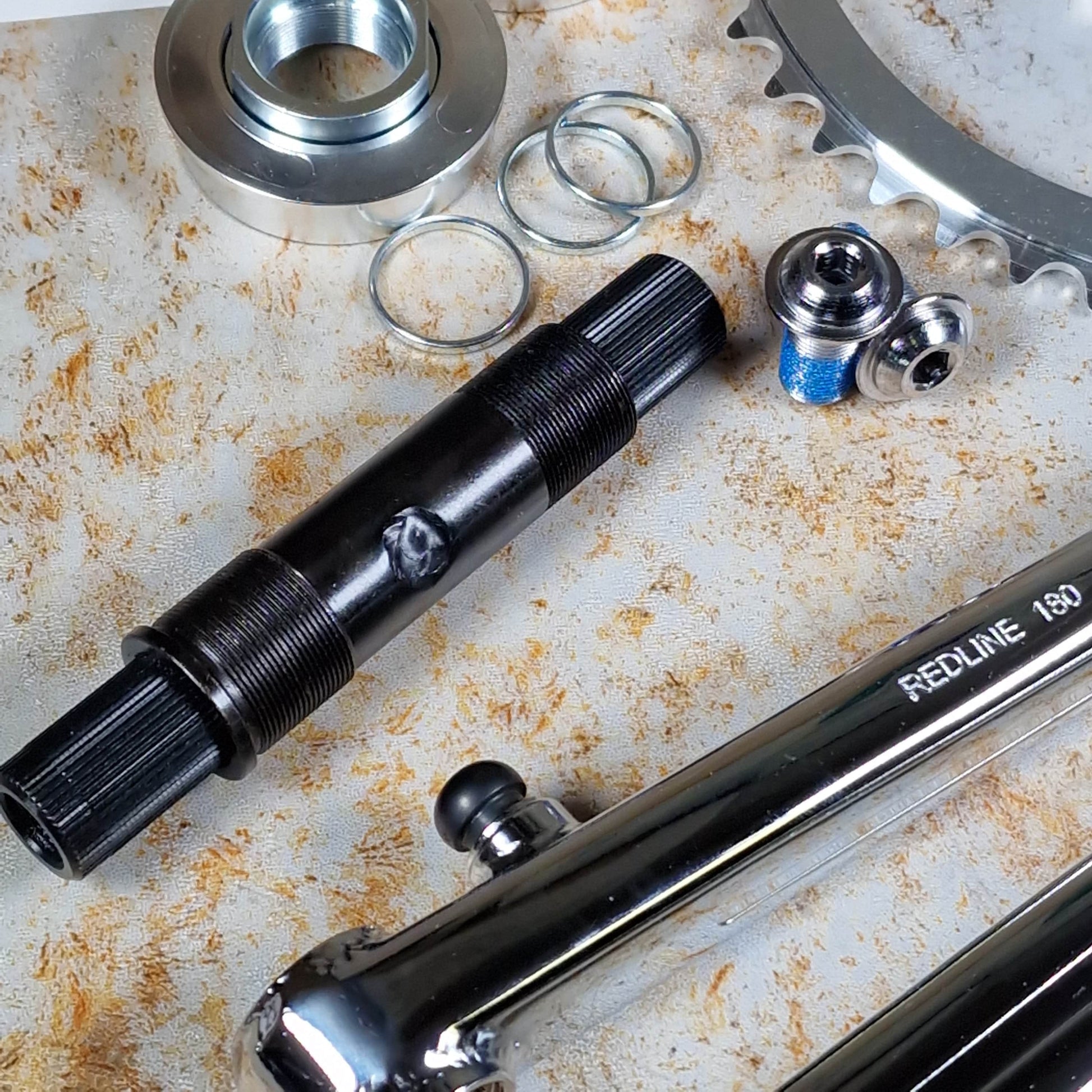 Redline Vintage Old School BMX 180mm Redline 401 Pinchless Flight Cranks with Techmatik BB