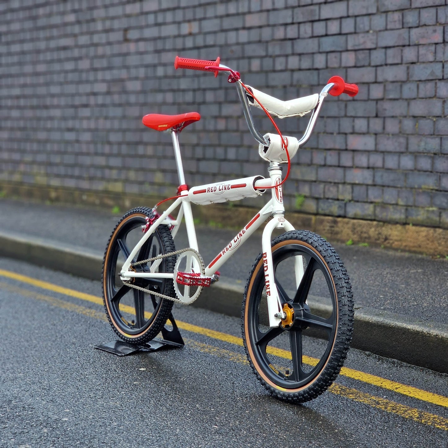 Redline Old School BMX Bikes White/Red Redline Proline Custom Bike White / Red