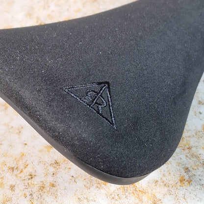 Relic BMX Parts Relic Choice Slim Railed Microfibre Seat with Embroidered Logo