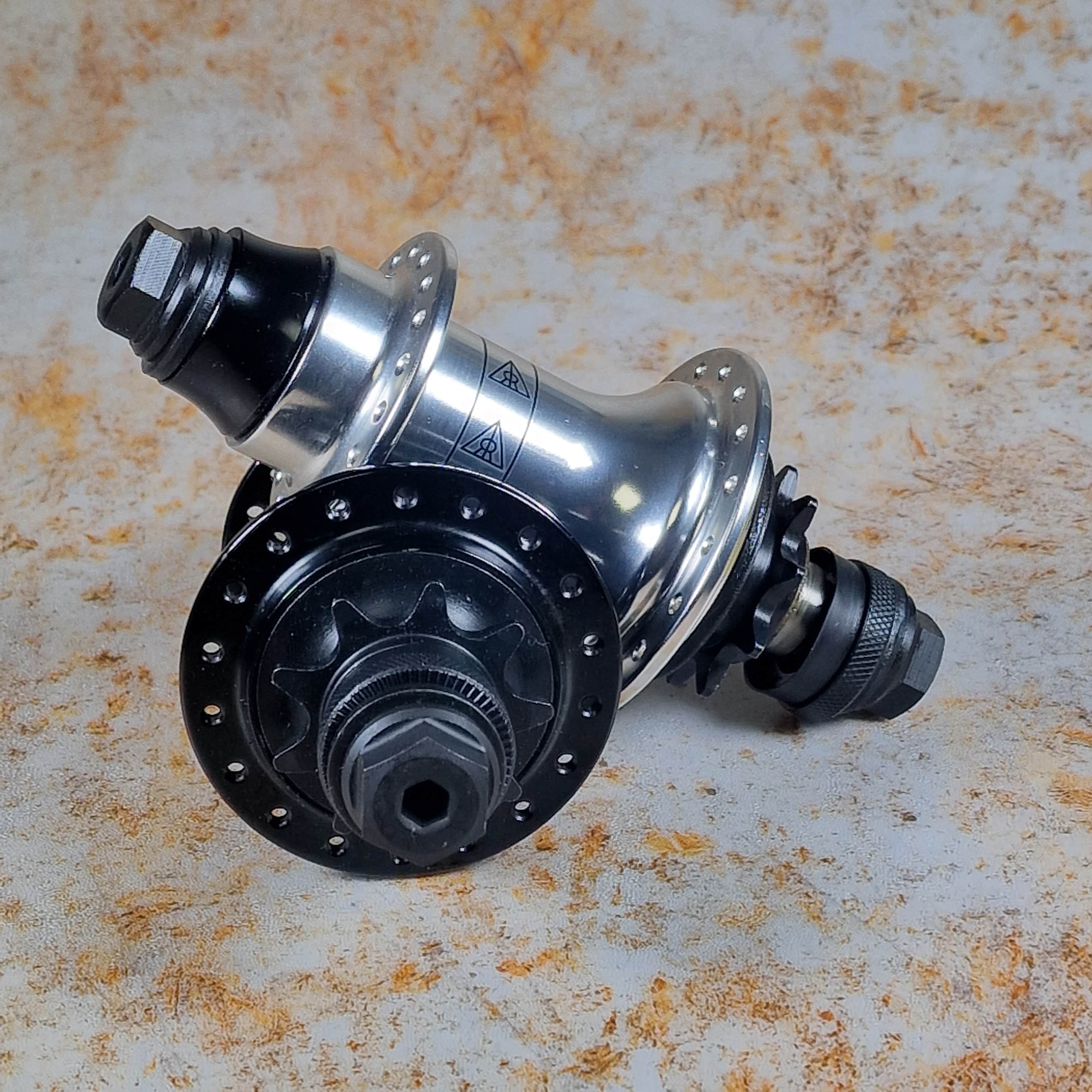 Relic Revolve Female Rear Cassette BMX Hub | Alans BMX