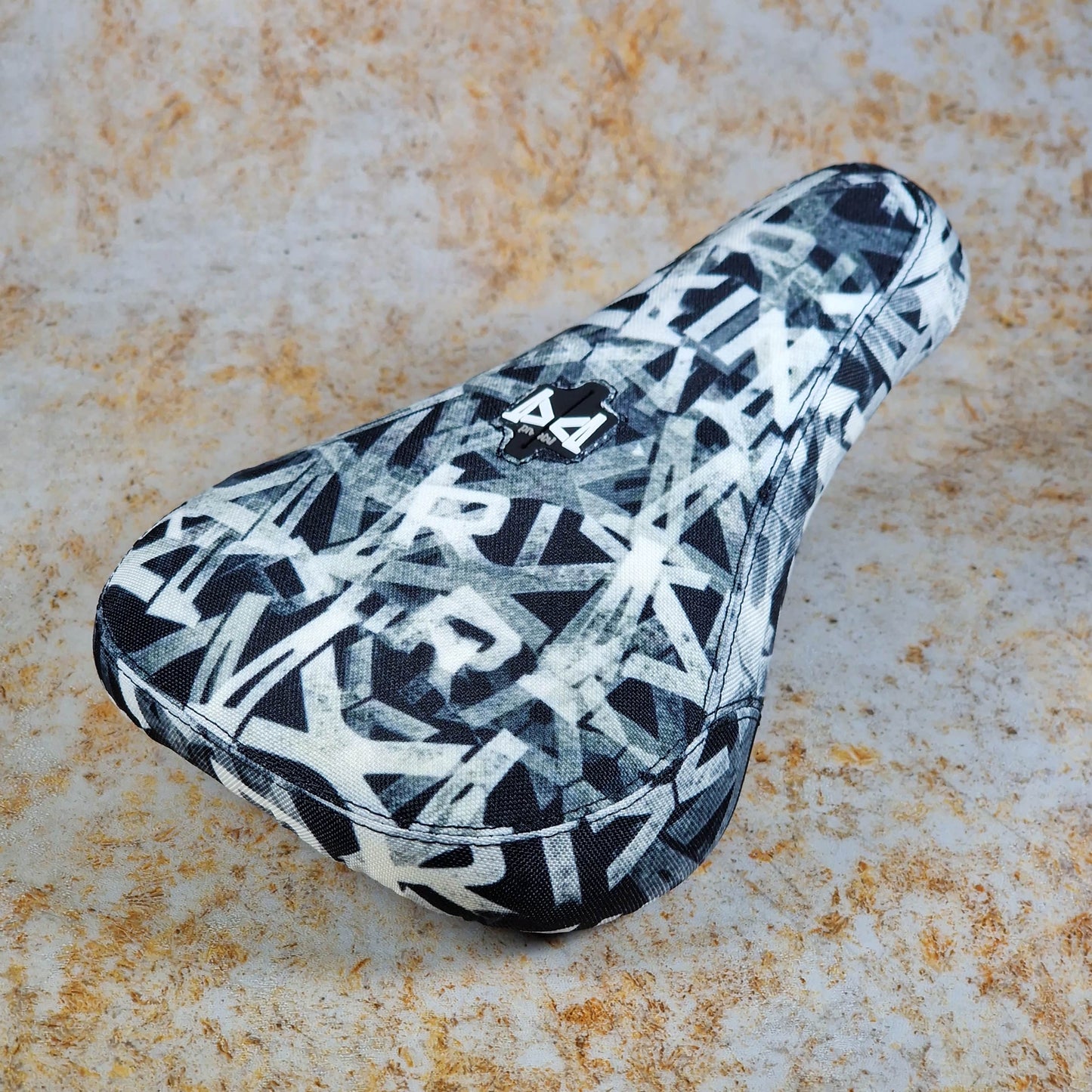Rixin BMX Parts Fat / Black/White Rixin Noise Pivotal Seat