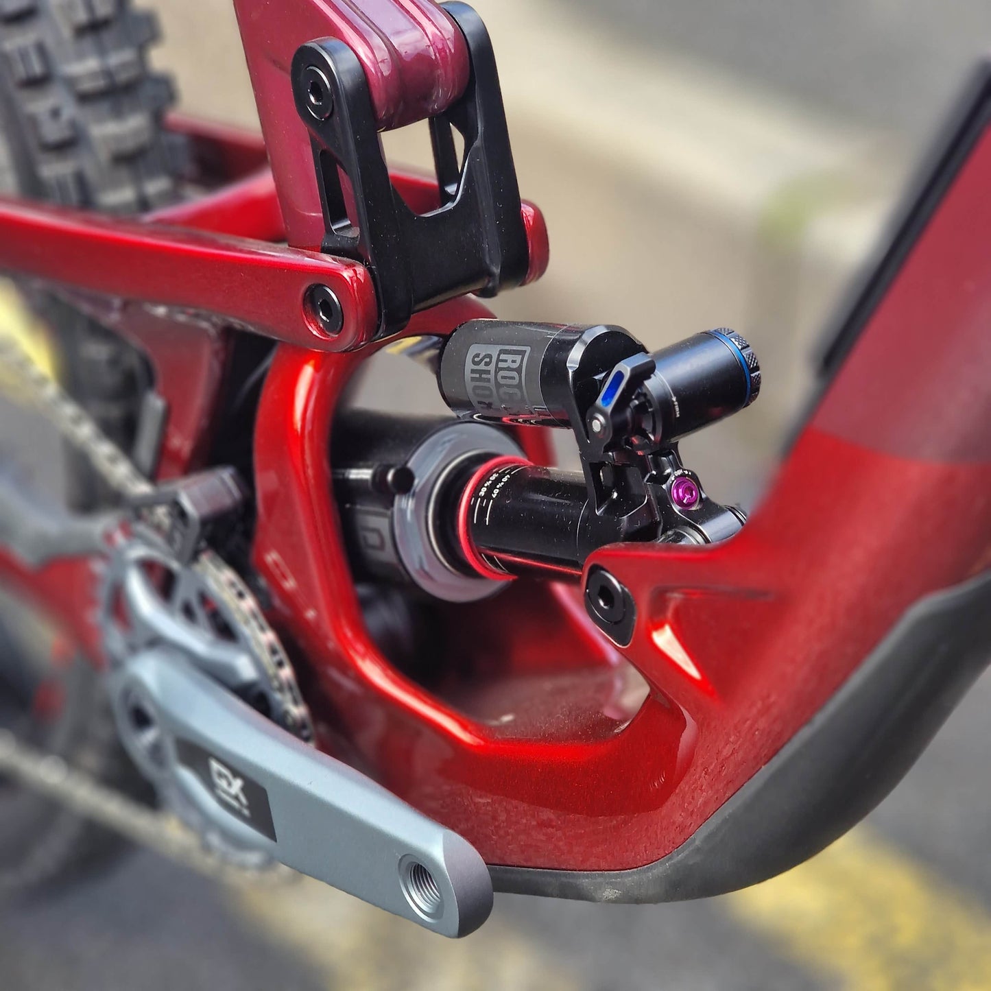 Rocky Mountain Bikes Rocky Mountain Altitude Carbon 70 Full Suspension Mountain Bike Purple / Red