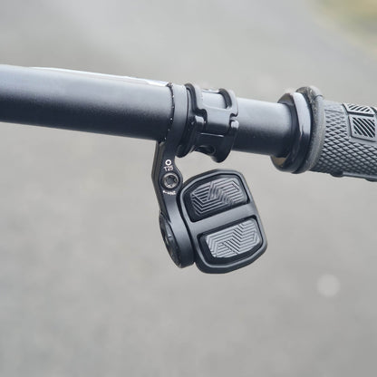 Scott Bikes Rocky Mountain Instinct Carbon 70 Mountain Bike Grey / Beige