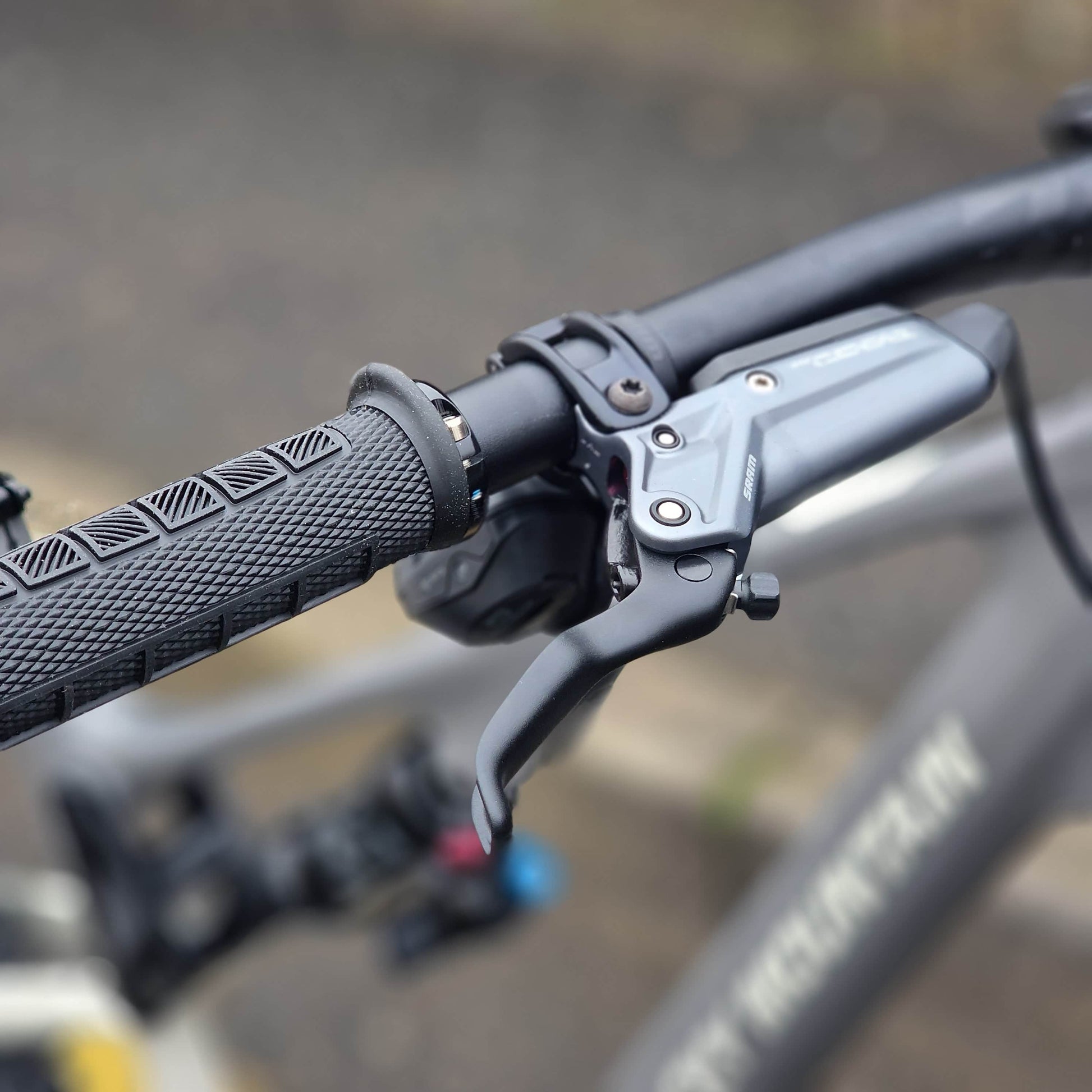 Rocky Mountain Bikes Rocky Mountain Instinct Carbon 70 Mountain Bike Grey / Beige