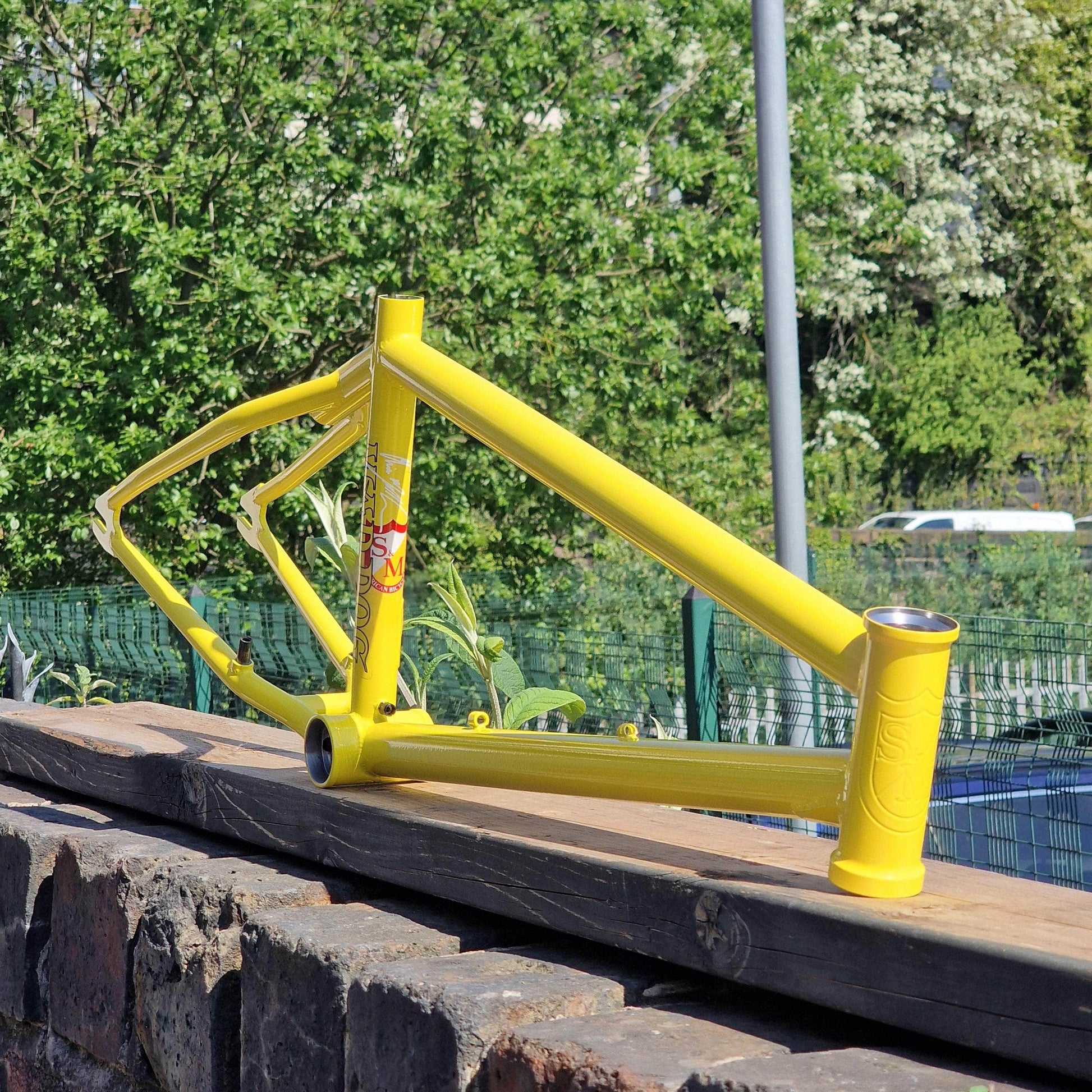 S&M Bikes BMX Parts S&M Bikes Mad Dog 990 Mount Frame Holmes Yellow