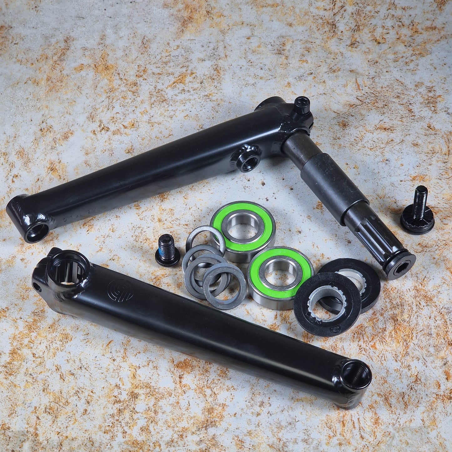 Salt BMX Parts Salt Revo Crank 175mm Black with Mid BB
