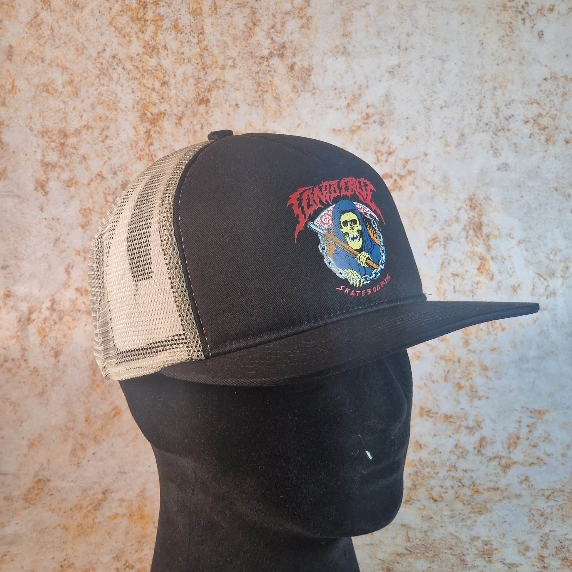 Santa Cruz Clothing & Shoes Black / Stone Santa Cruz Out Of Time Meshback Cap Black / Stone