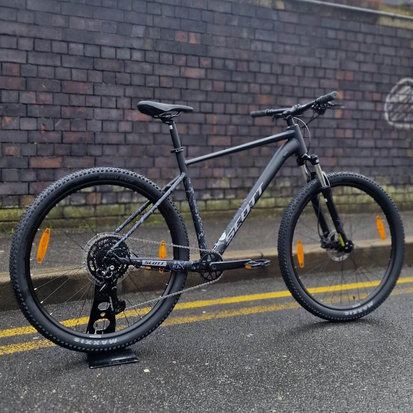 Scott Bikes Scott Contrail 30 29 Inch Mountain Bike Black