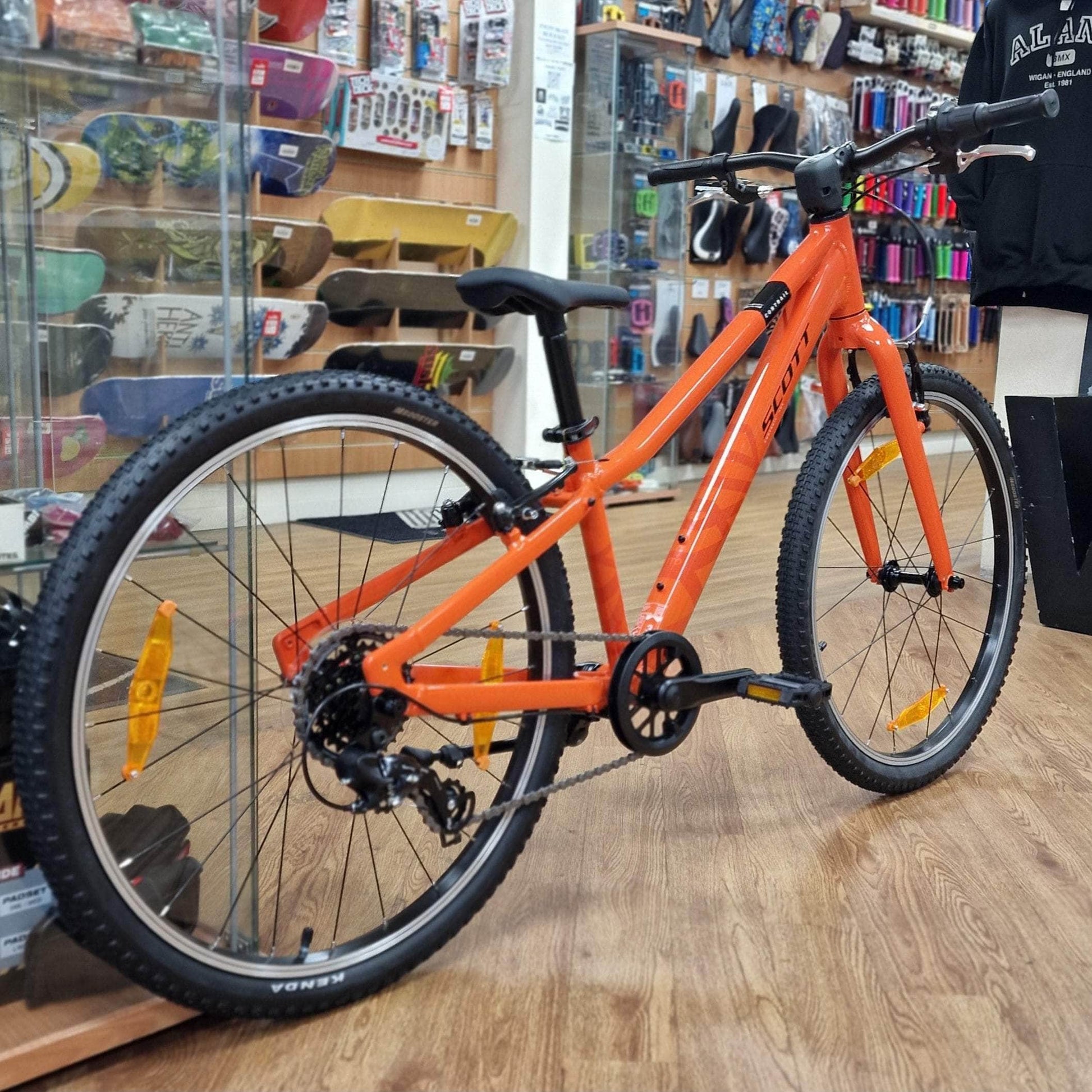 Scott Bikes Flame Orange Scott Contrail 400 24 Inch Kids Mountain Bike Flame Orange