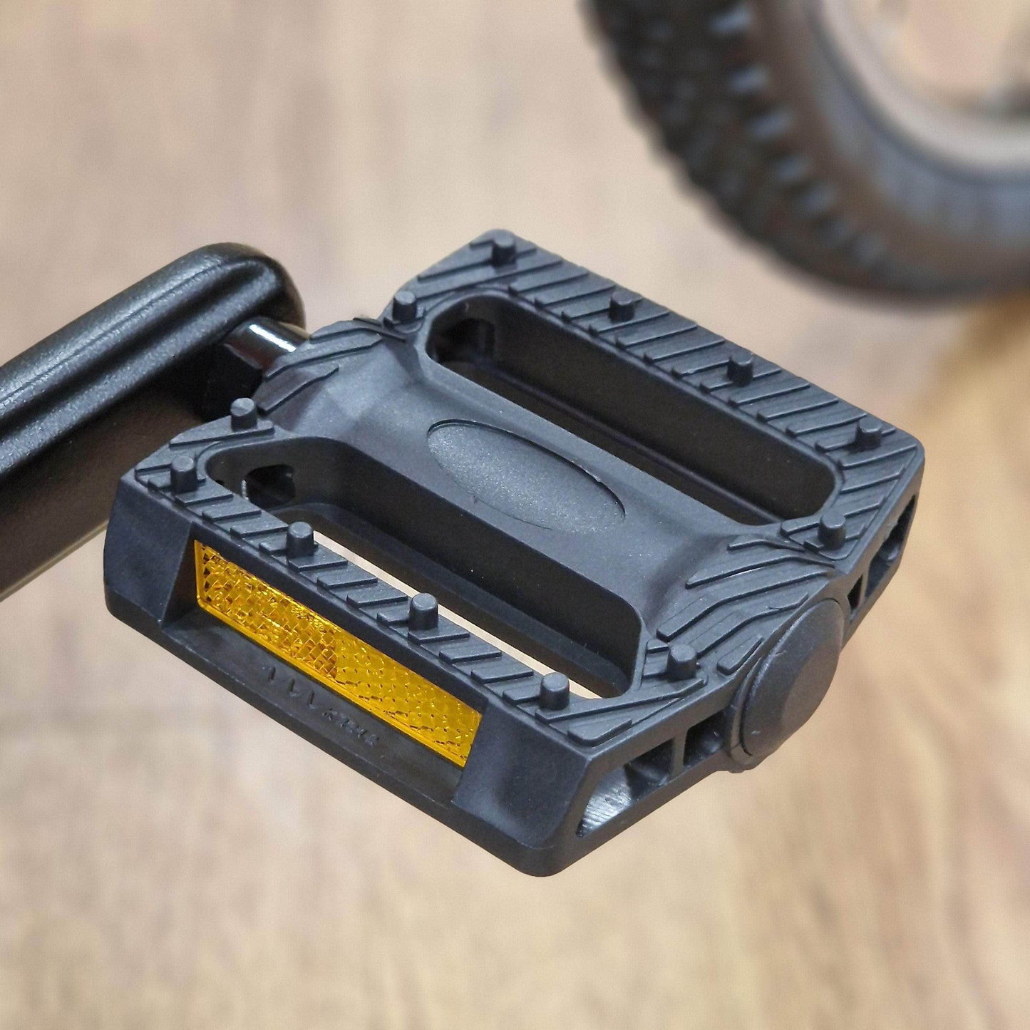 Scott Bikes Flame Orange Scott Contrail 400 24 Inch Kids Mountain Bike Flame Orange