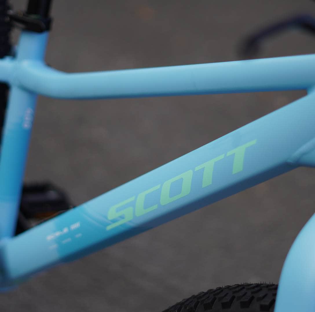 Scott Bikes Tropical Blue Scott Scale 400 24 Inch Kids Mountain Bike Tropical Blue
