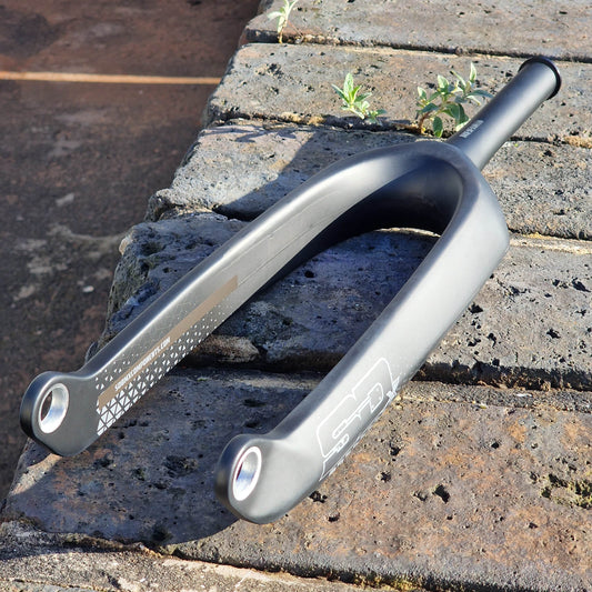 SD BMX Racing 24 inch / Matte Black SD Pro Tapered Carbon V2 20mm Race Fork