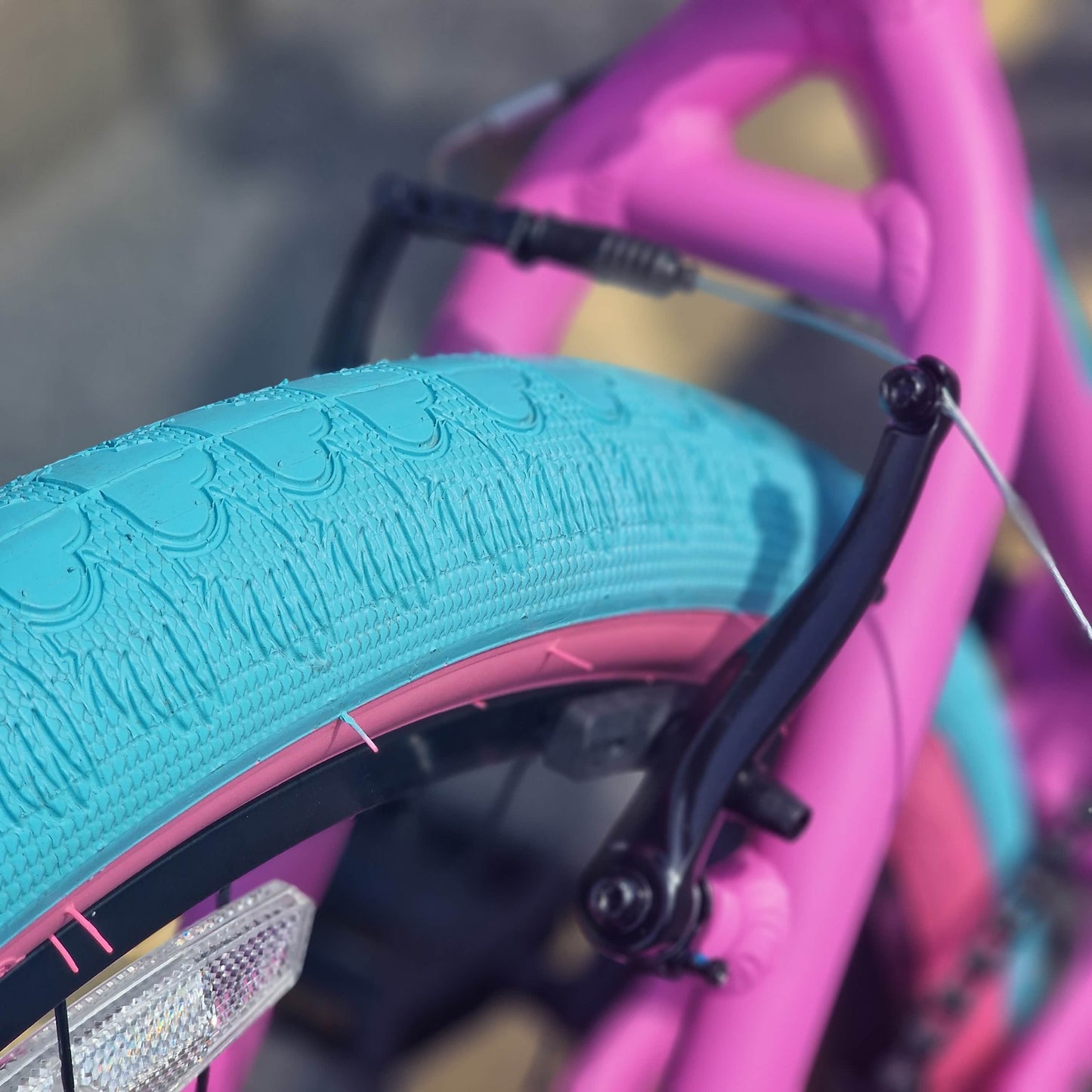 SE Bikes BMX Bikes Matt Pink Bubblegum SE Bikes Blocks Flyer 26 Inch Bike Matte Pink Bubblegum