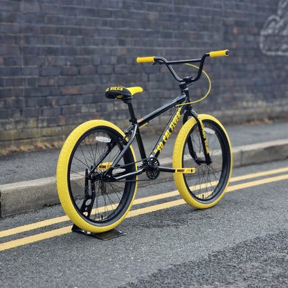 SE Bikes BMX Bikes Black Bumblebee SE Bikes So Cal Flyer 24 Inch Bike Black Bumblebee