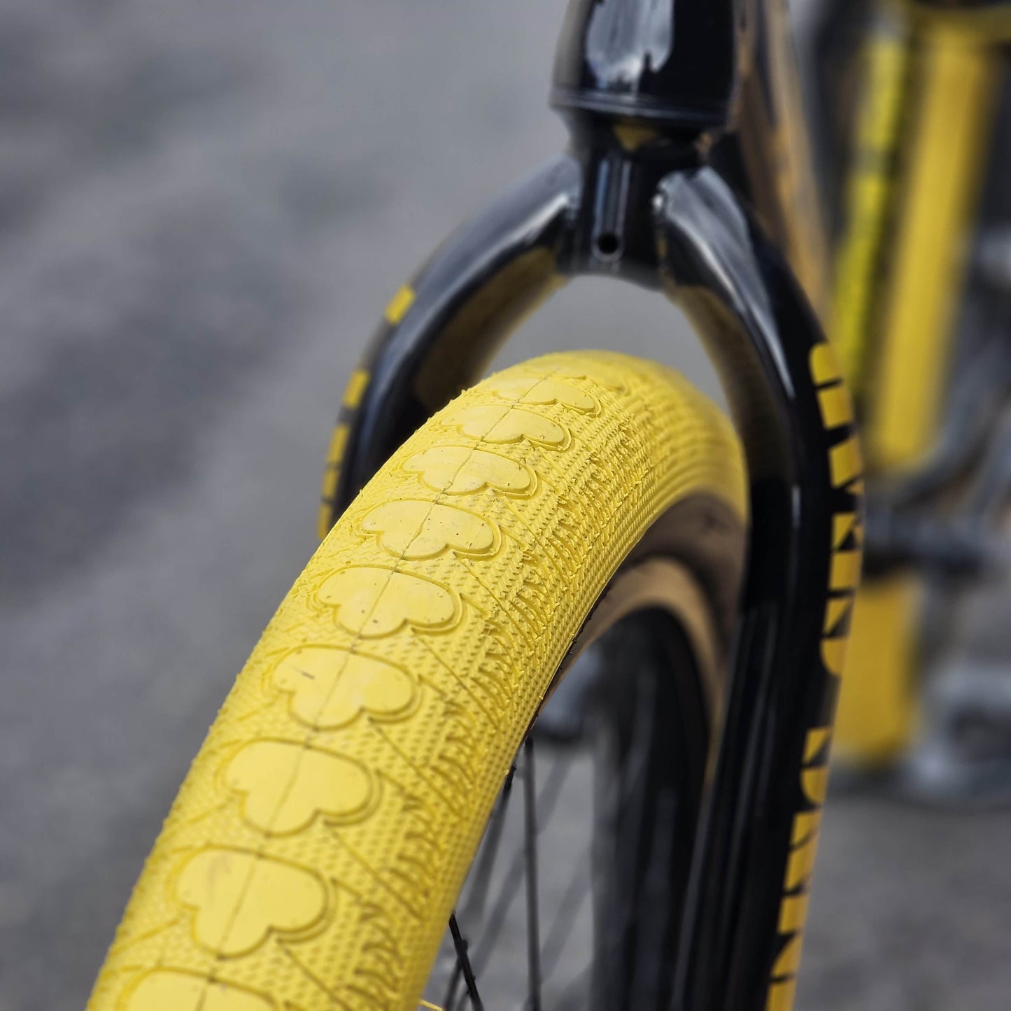 SE Bikes BMX Bikes Black Bumblebee SE Bikes So Cal Flyer 24 Inch Bike Black Bumblebee