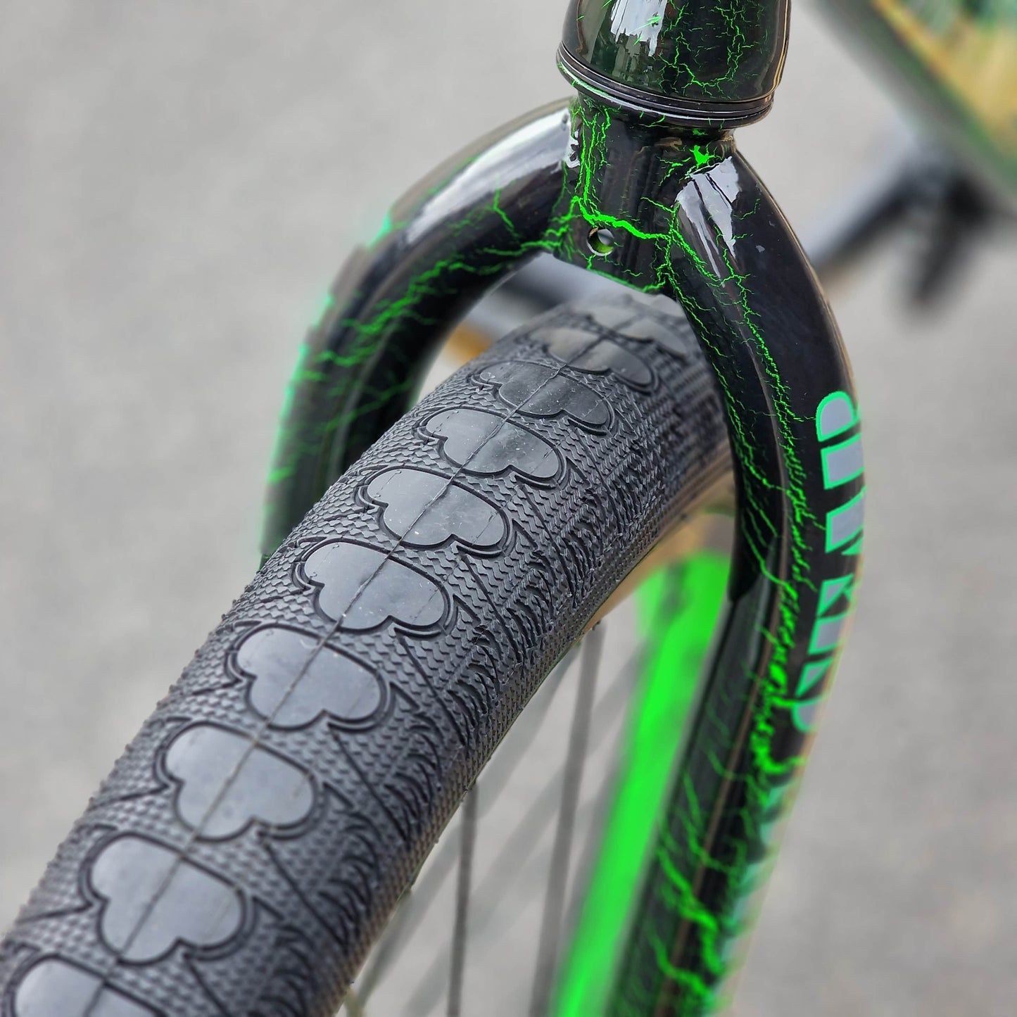SE Bikes BMX Bikes Green Crackle SE Bikes So Cal Flyer 24 Inch Bike Green Crackle