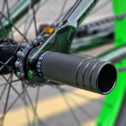 SE Bikes BMX Bikes Green Crackle SE Bikes So Cal Flyer 24 Inch Bike Green Crackle