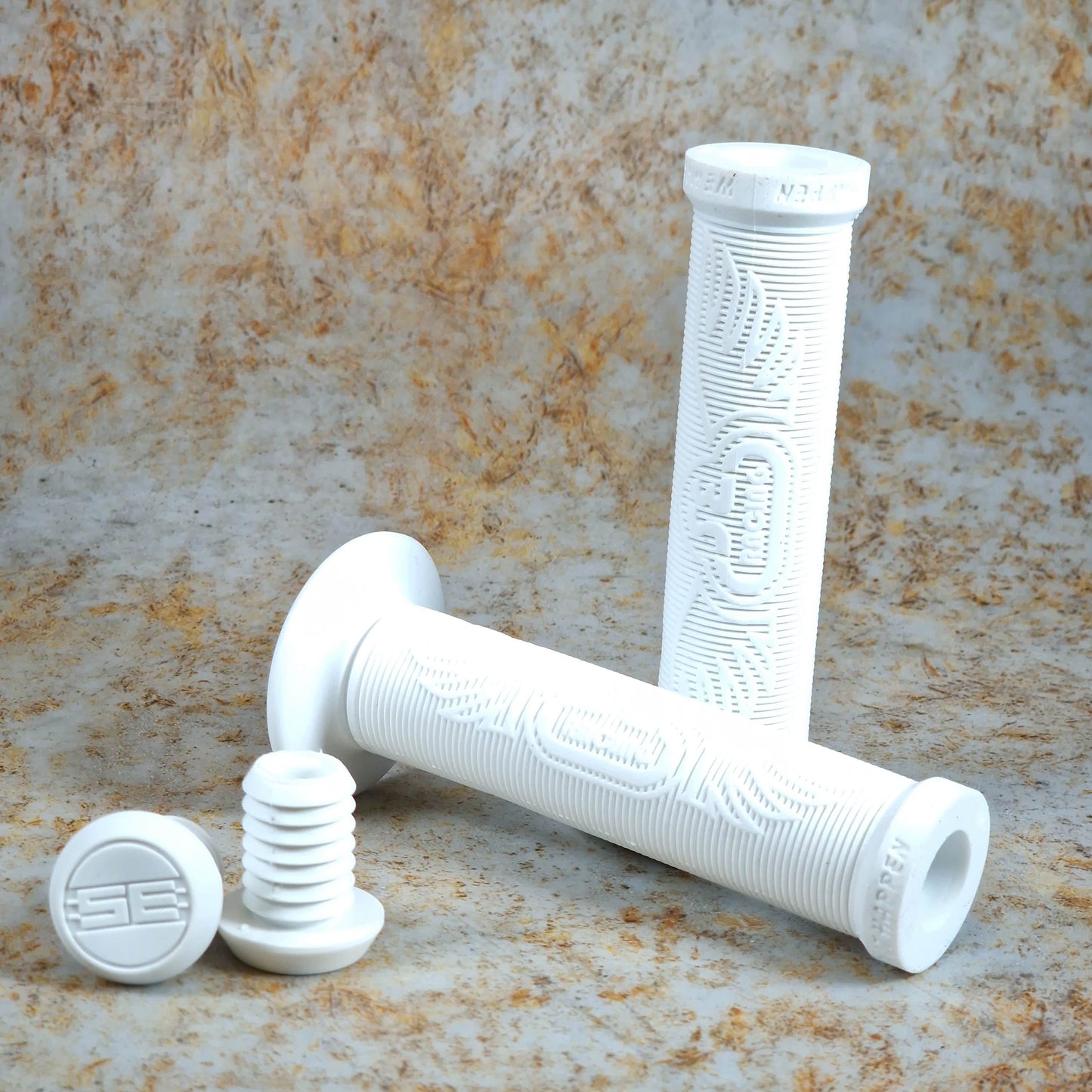 SE Bikes BMX Parts White SE Bikes Wing Grips