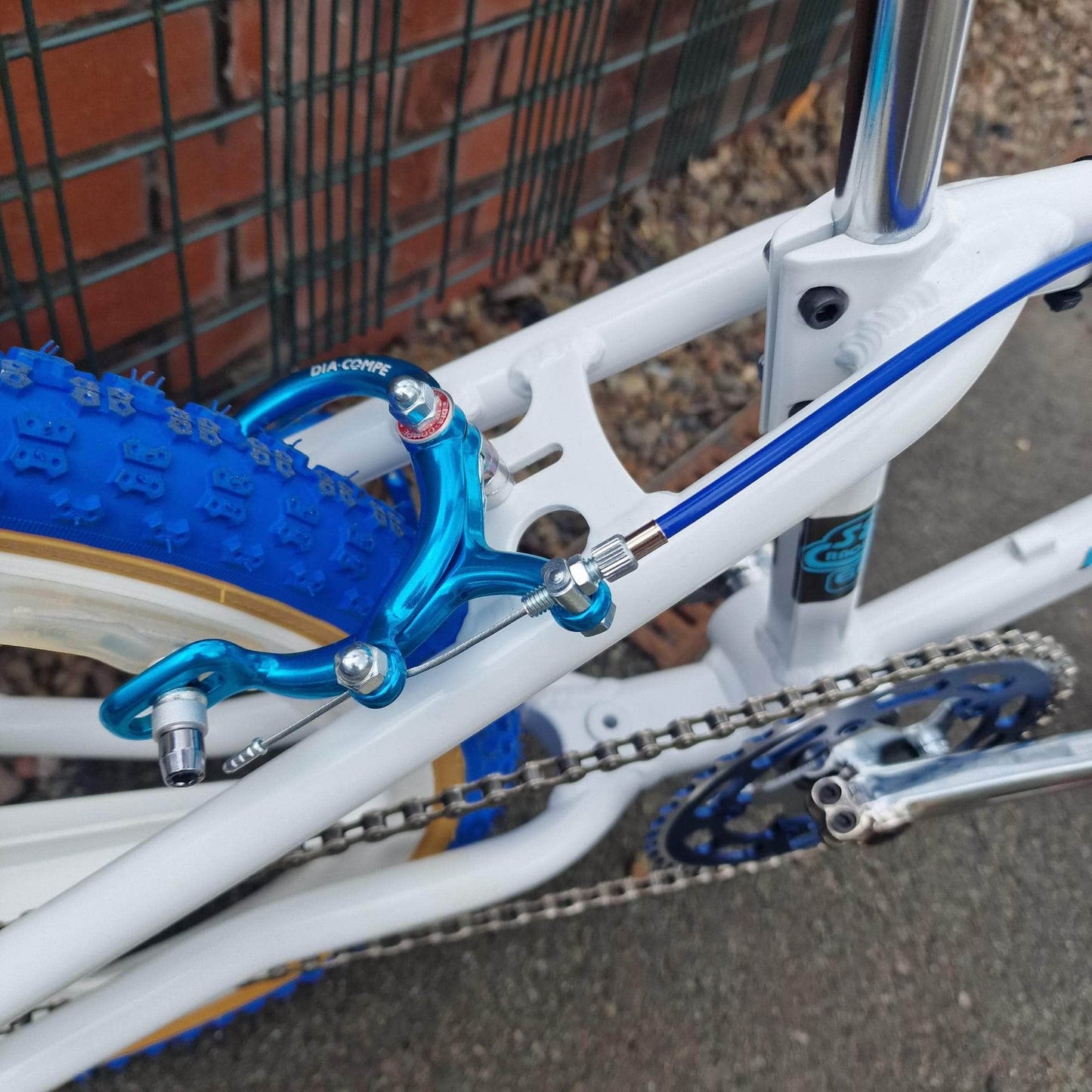 SE Racing Old School BMX White / Blue SE Racing 1989 PK Ripper Bike White / Blue