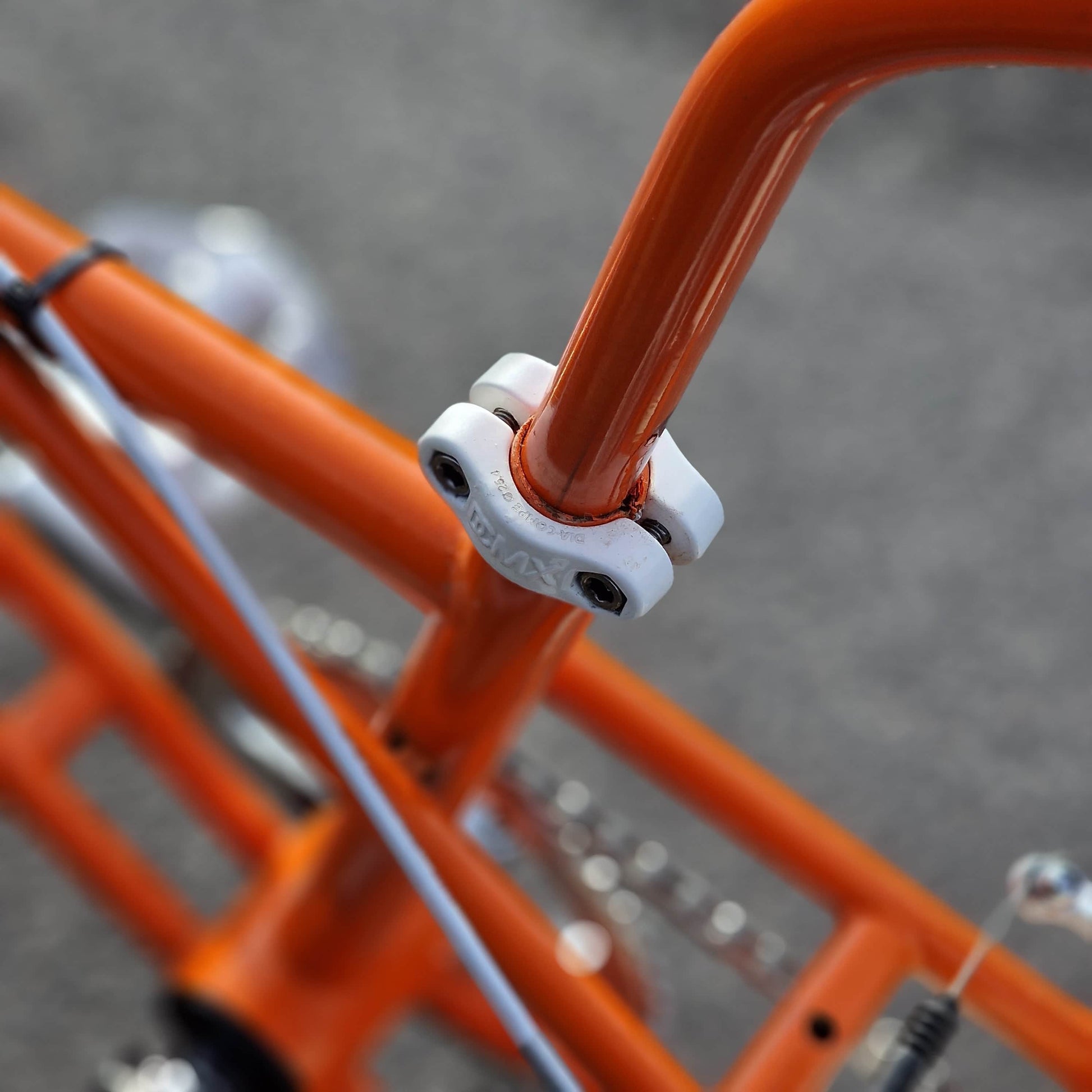 SE Bikes Old School BMX Bikes SE Racing Looptail Quadangle Bike Orange  / White