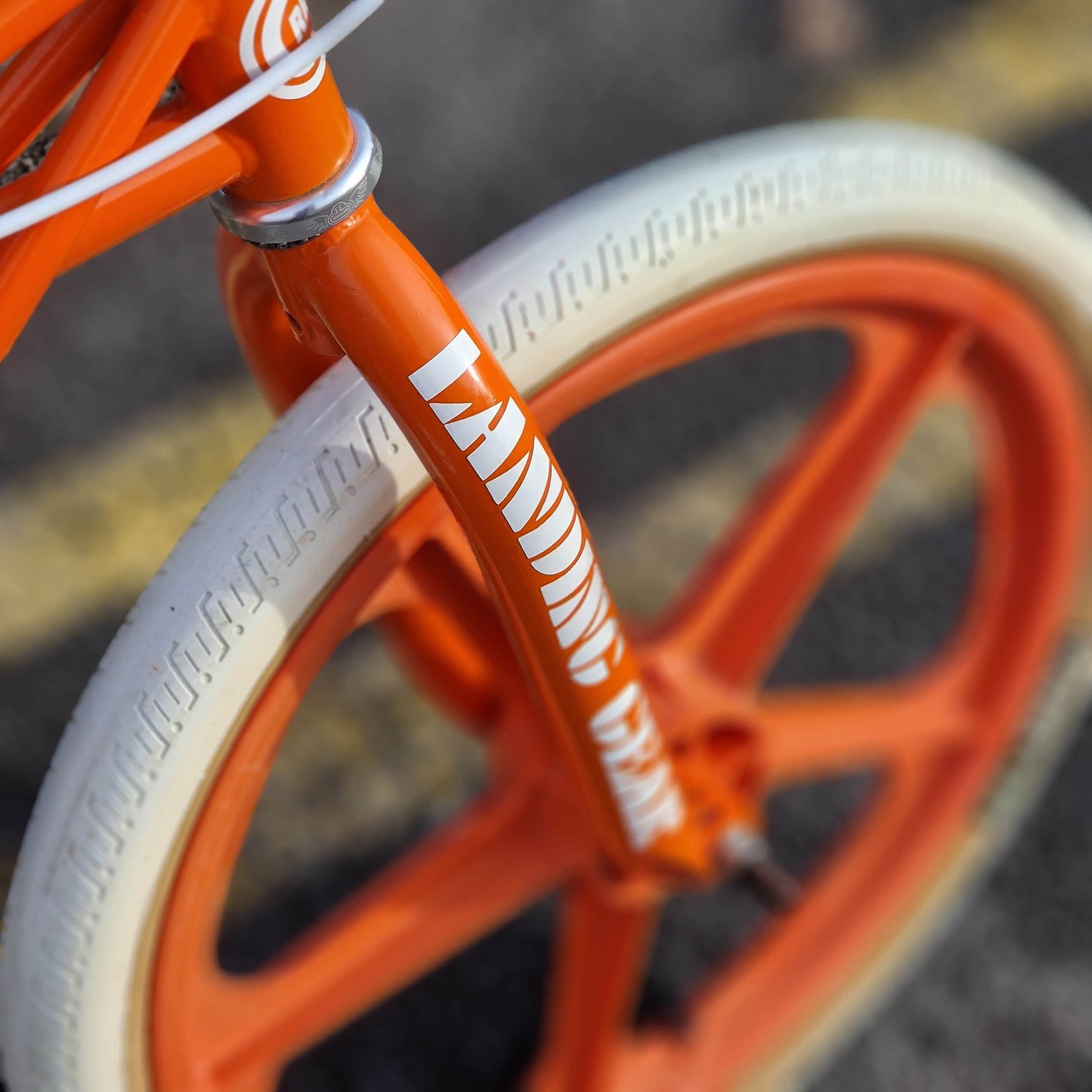 SE Bikes Old School BMX Bikes SE Racing Looptail Quadangle Bike Orange  / White