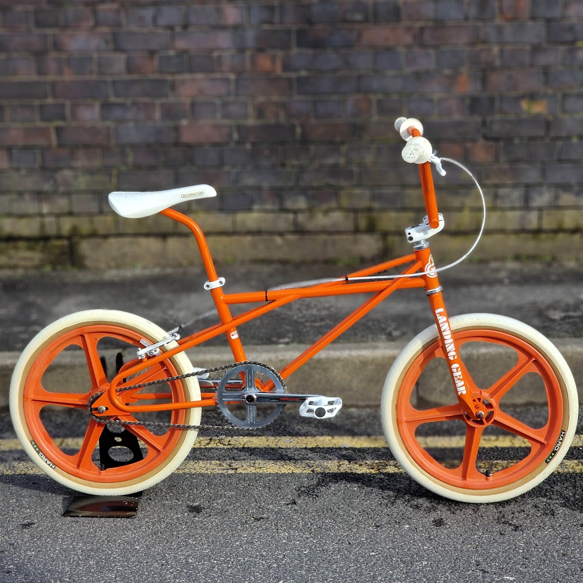 SE Bikes Old School BMX Bikes SE Racing Looptail Quadangle Bike Orange  / White