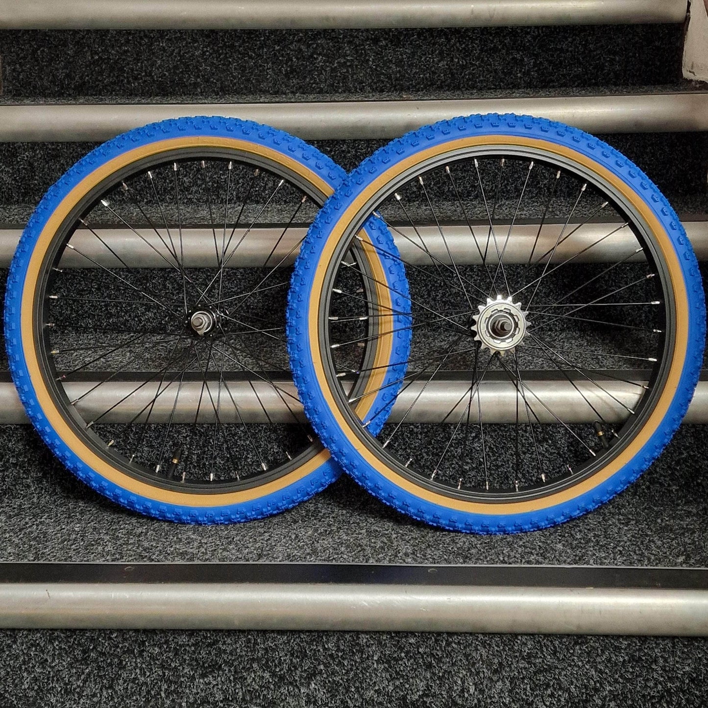 Alans BMX Old School BMX Black / Blue Sealed Bearing Old School Alloy BMX Wheelset with Kenda Tyres