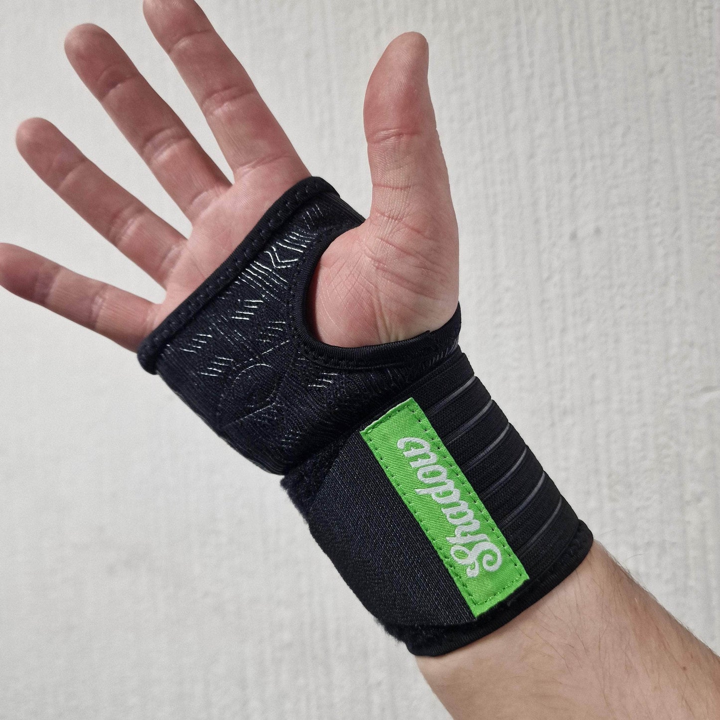 Shadow Conspiracy Protection Shadow Conspiracy Revive Wrist Support Black Right