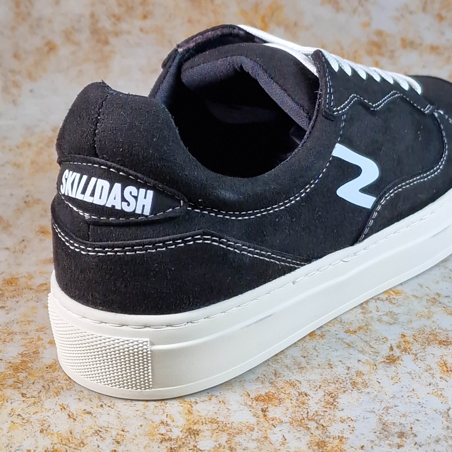 Skilldash Clothing & Shoes Skilldash Sofia BMX Shoes Black / White