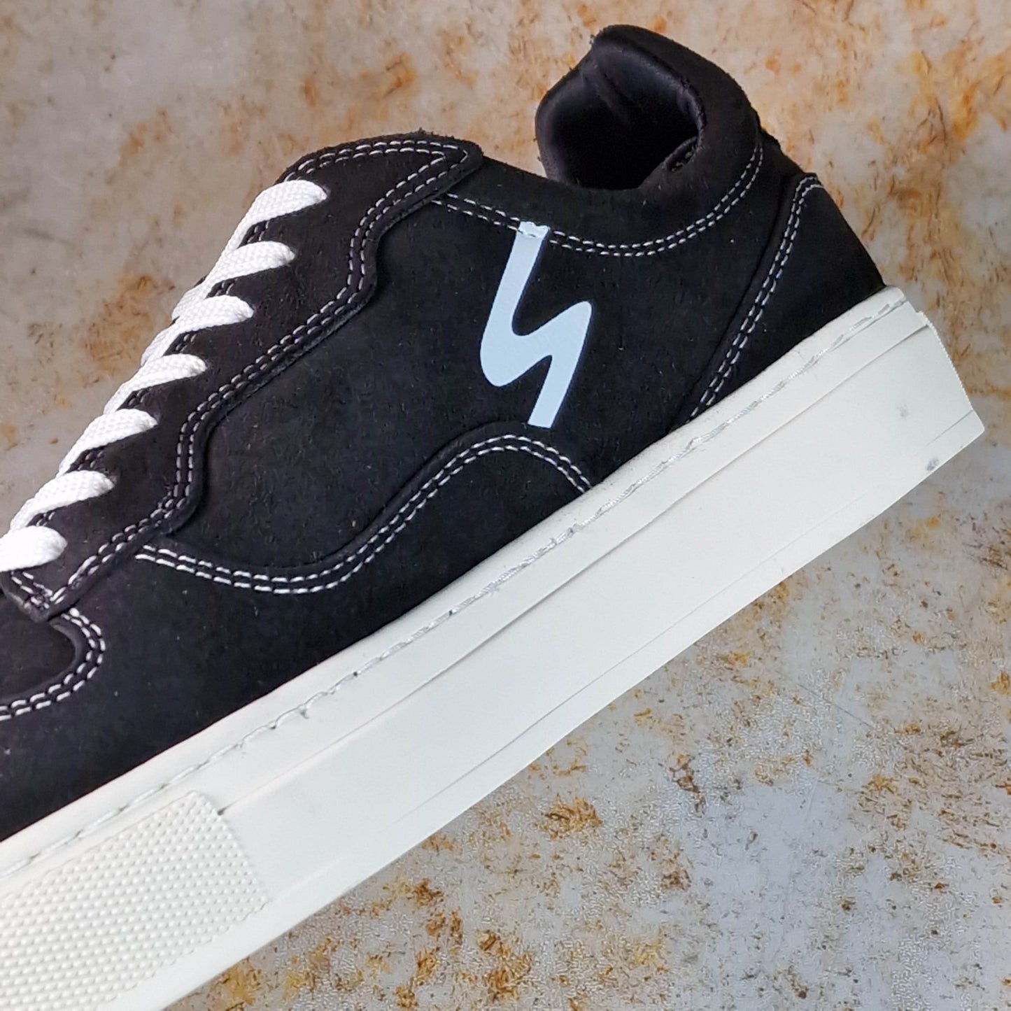 Skilldash Clothing & Shoes Skilldash Sofia BMX Shoes Black / White