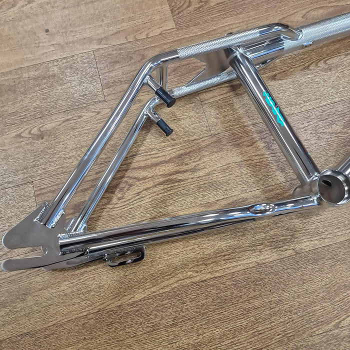 Beat Frame Set Skyway 2024 Street Beat Frame / Fork / Bars / Seat Chrome | Alans BMX