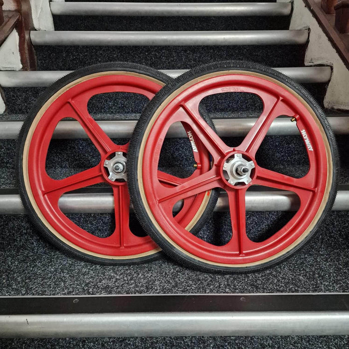 Skyway Old School BMX Skyway Silver Alloy Flange Tuff Wheels with fitted Panaracer HP406 Tyres Pair
