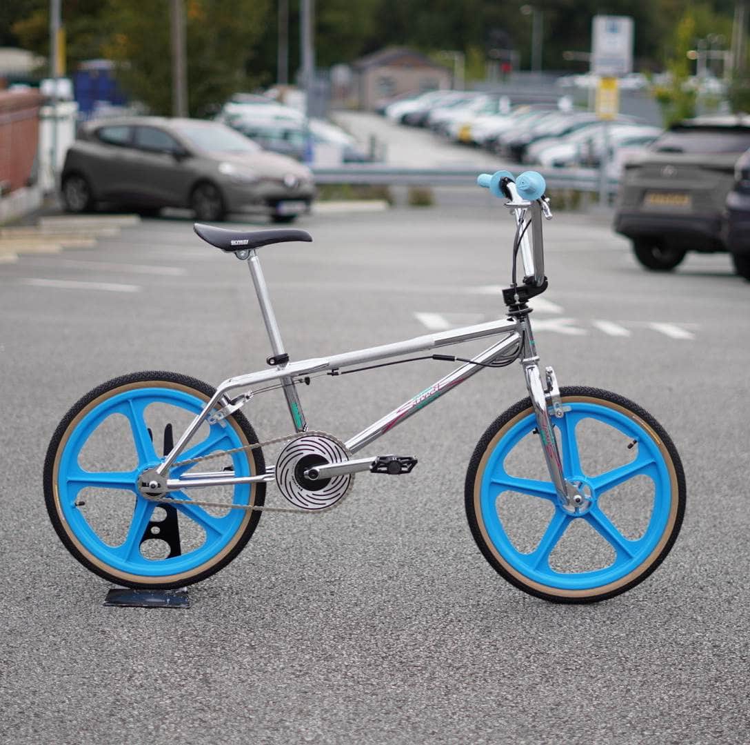 Skyway Old School BMX Bikes Chrome / Aqua Skyway Street Beat Bike Chrome / Aqua
