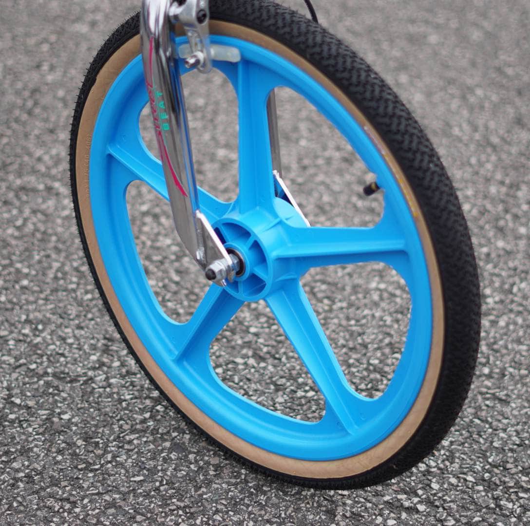 Skyway Old School BMX Bikes Chrome / Aqua Skyway Street Beat Bike Chrome / Aqua