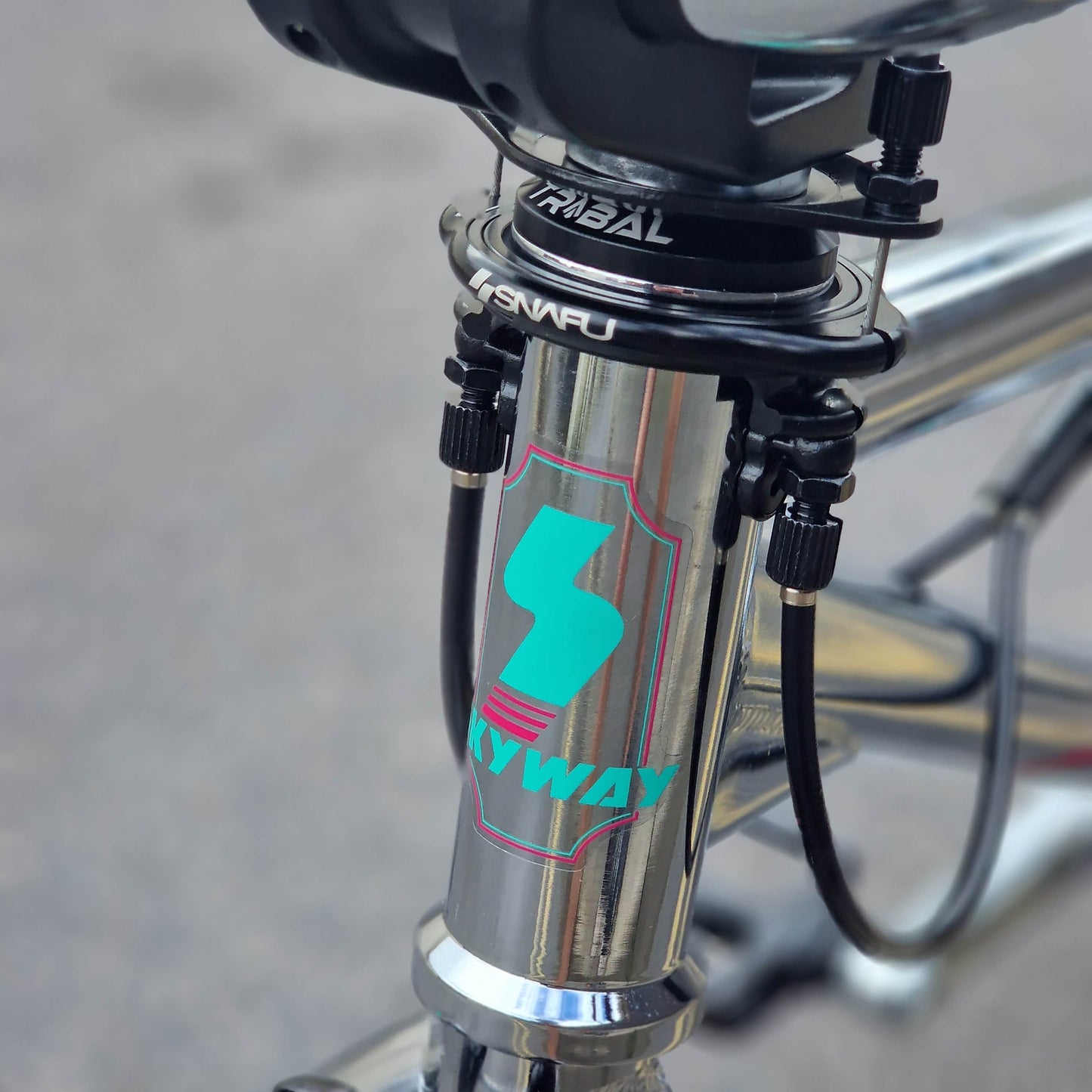 Skyway Old School BMX Bikes Silver Skyway Street Beat Bike Chrome / Black