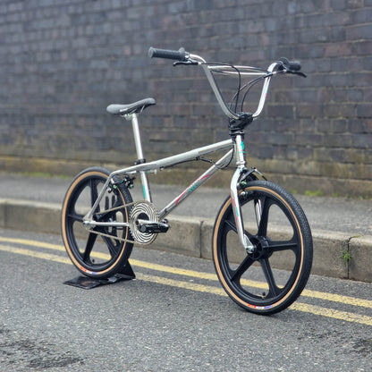 Skyway Old School BMX Bikes Silver Skyway Street Beat Bike Chrome / Black