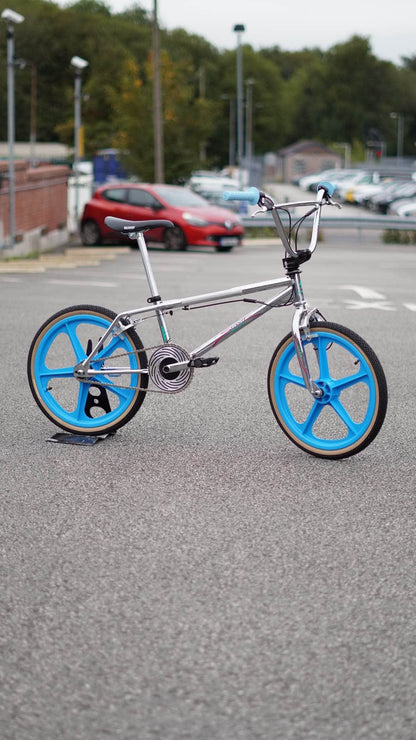 Skyway Old School BMX Bikes Silver Skyway Street Beat Bike Chrome / Blue