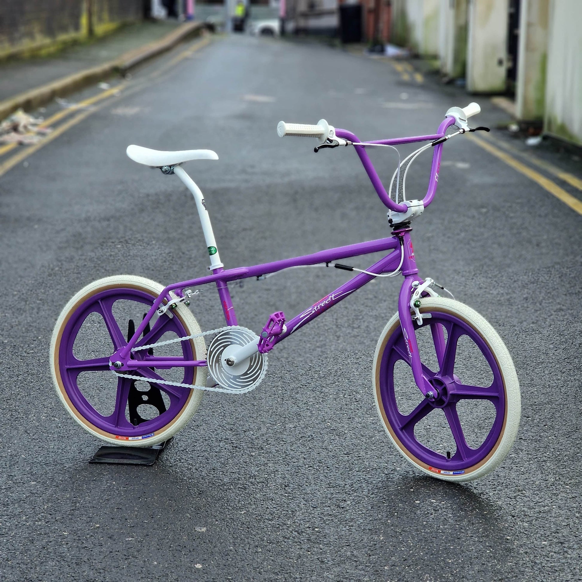 Skyway Old School BMX Bikes Purple Skyway Street Beat Custom Bike Purple / White