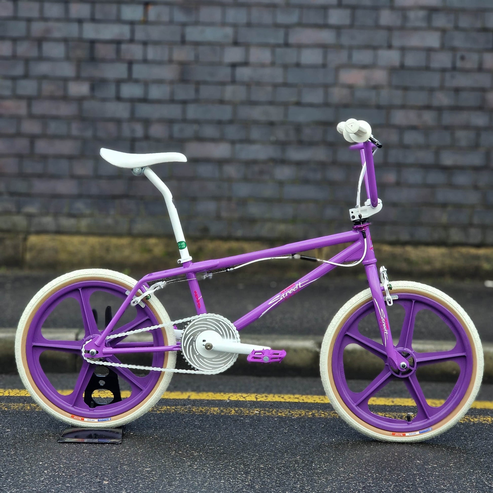 Skyway Old School BMX Bikes Purple Skyway Street Beat Custom Bike Purple / White