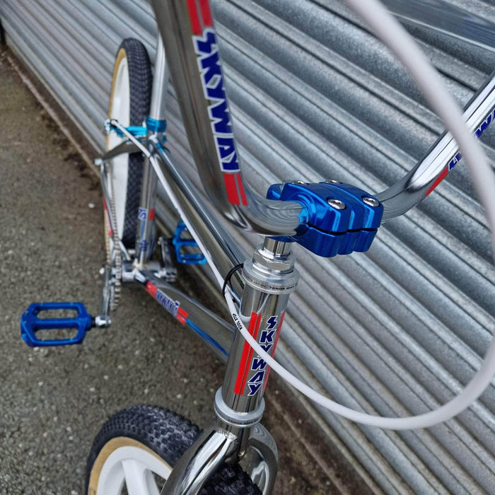 Skyway Old School BMX Skyway T/A 24" XL Custom Bike Chrome / White / Blue