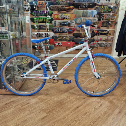 Skyway Old School BMX Bikes White / Blue / Red Skyway T/A Custom 26 Inch Bike White / Blue / Red
