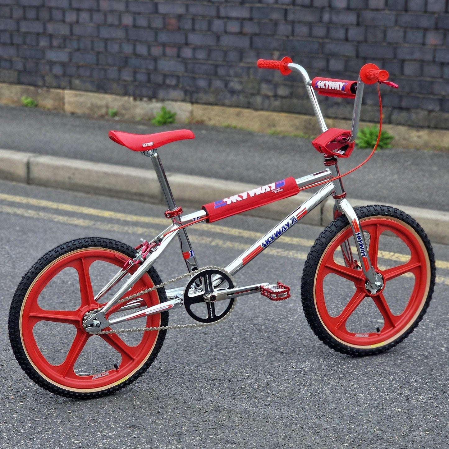 Skyway Old School BMX Bikes Chrome / Red Skyway T/A Pro Replica Bike Chrome / Red