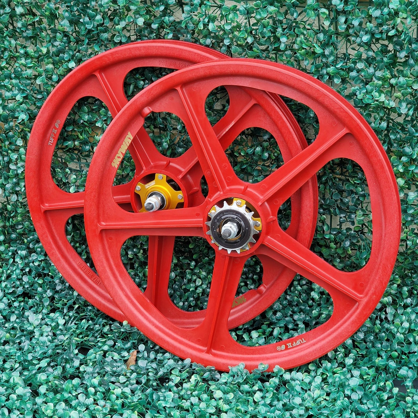 Skyway Old School BMX Skyway Tuff II Gold Alloy Flange 60th Red Wheels Used Survivor