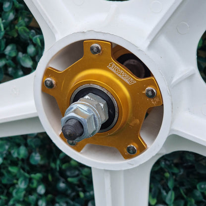 Skyway Old School BMX Skyway Tuff II Gold Alloy Flange 60th White Wheels with White Haro Tyres Used Survivor