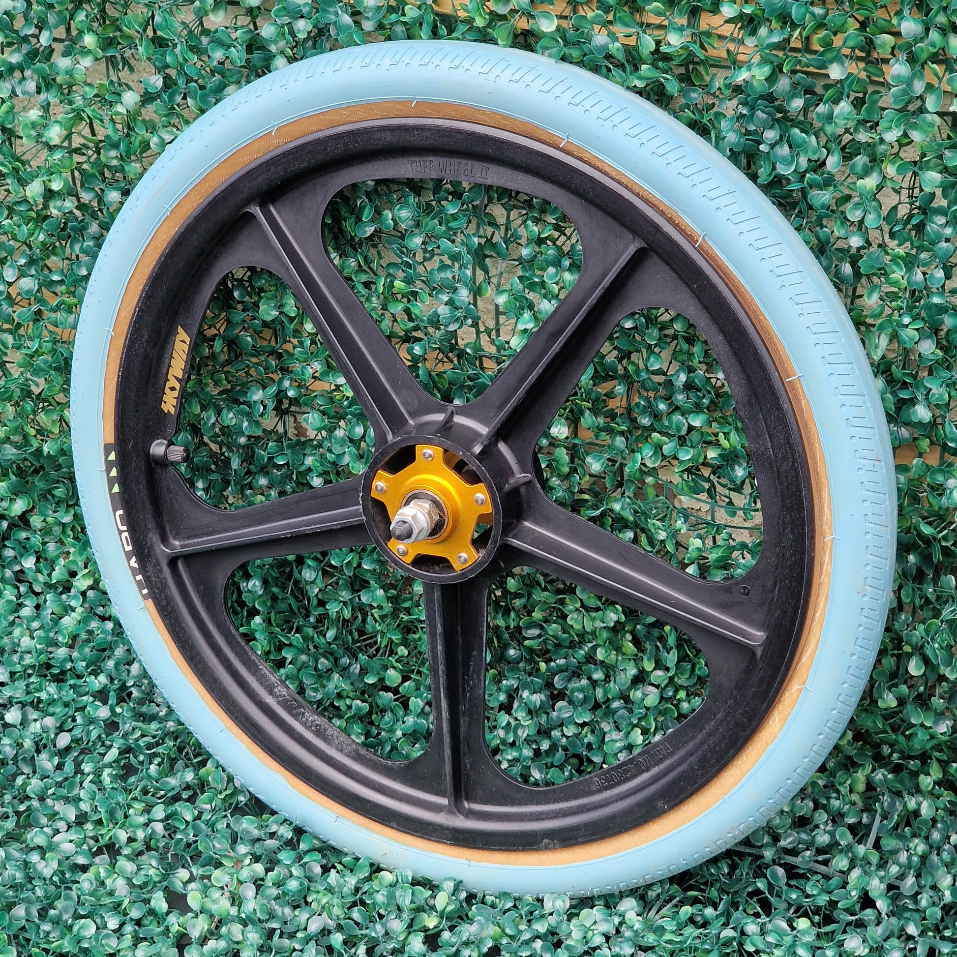 Skyway Old School BMX Skyway Tuff II Gold Flange Black Wheels Blue Haro Tyres Used Survivor