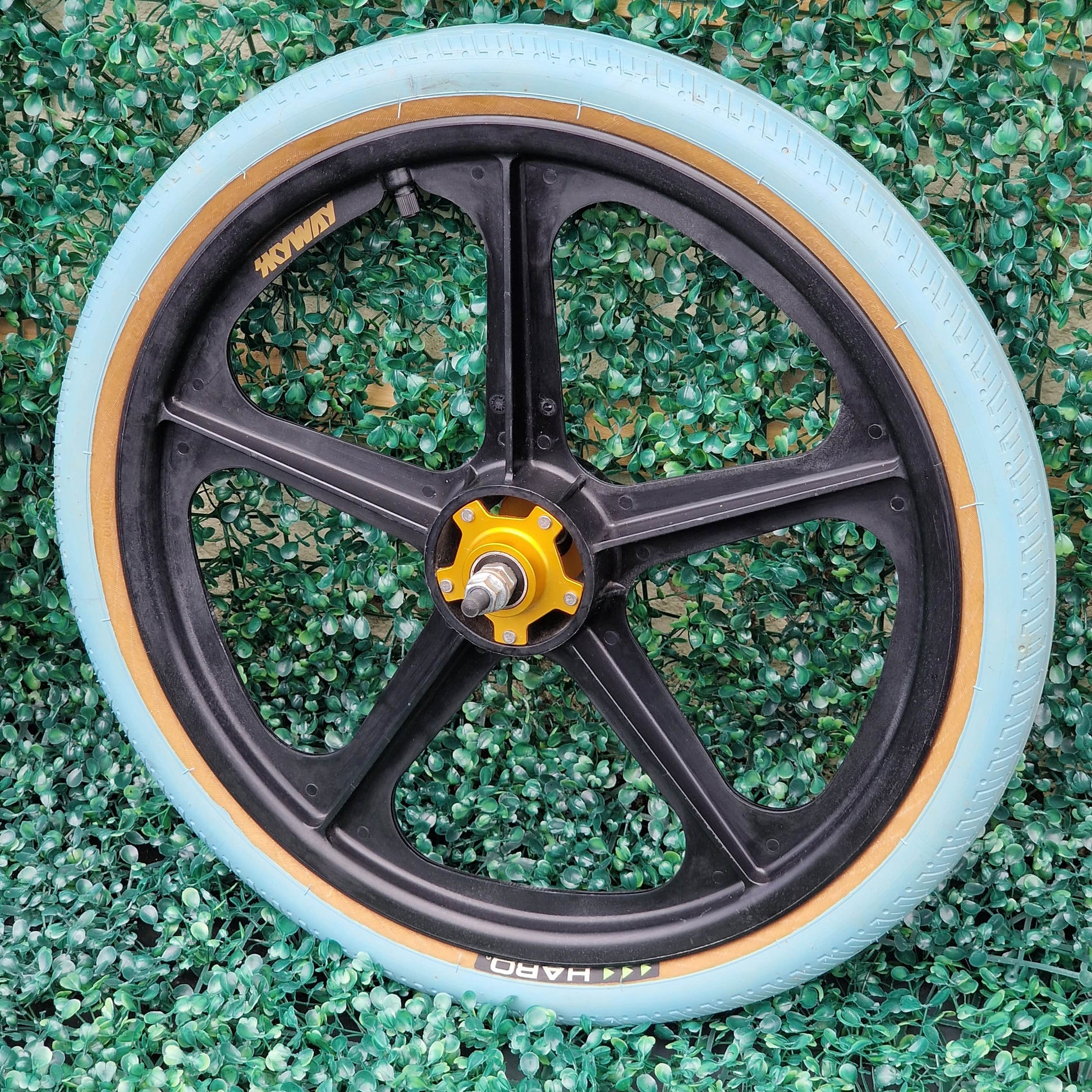 Skyway Old School BMX Skyway Tuff II Gold Flange Black Wheels Blue Haro Tyres Used Survivor